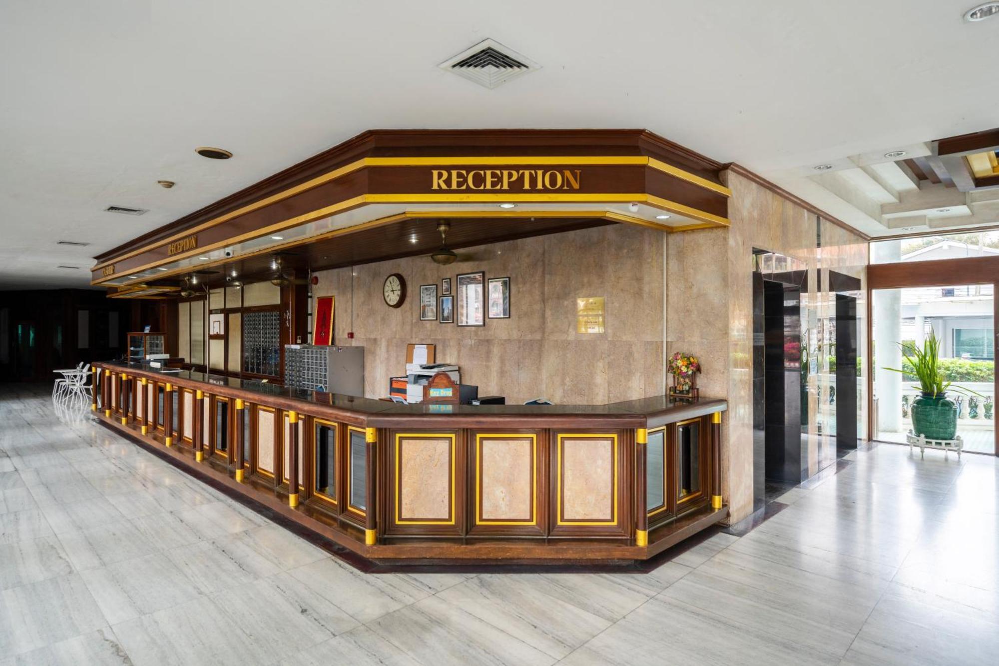 Welcome Plaza Hotel Паттая Екстер'єр фото