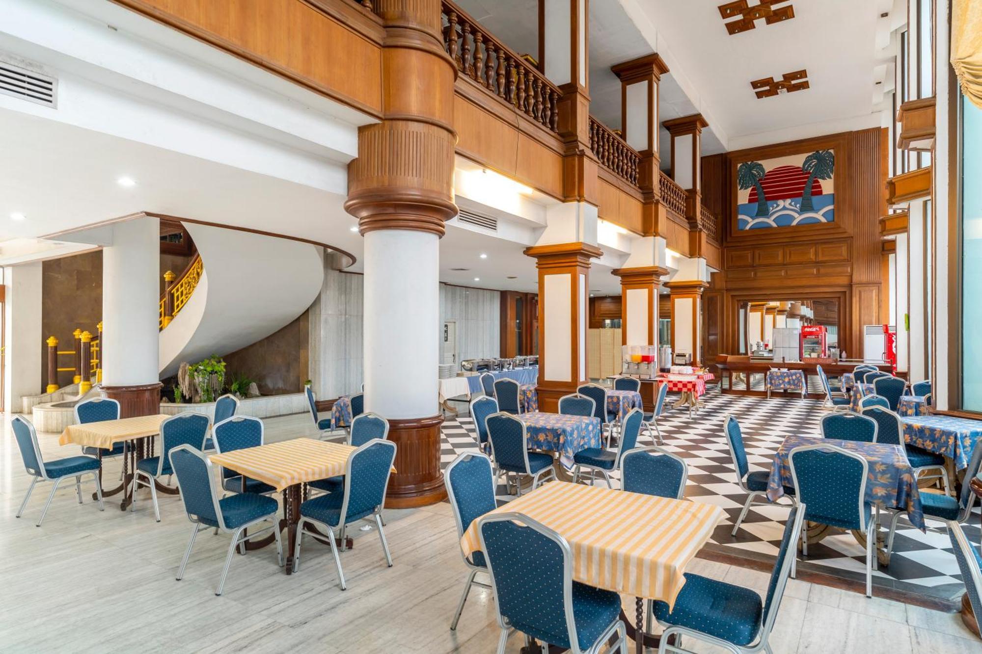 Welcome Plaza Hotel Паттая Екстер'єр фото