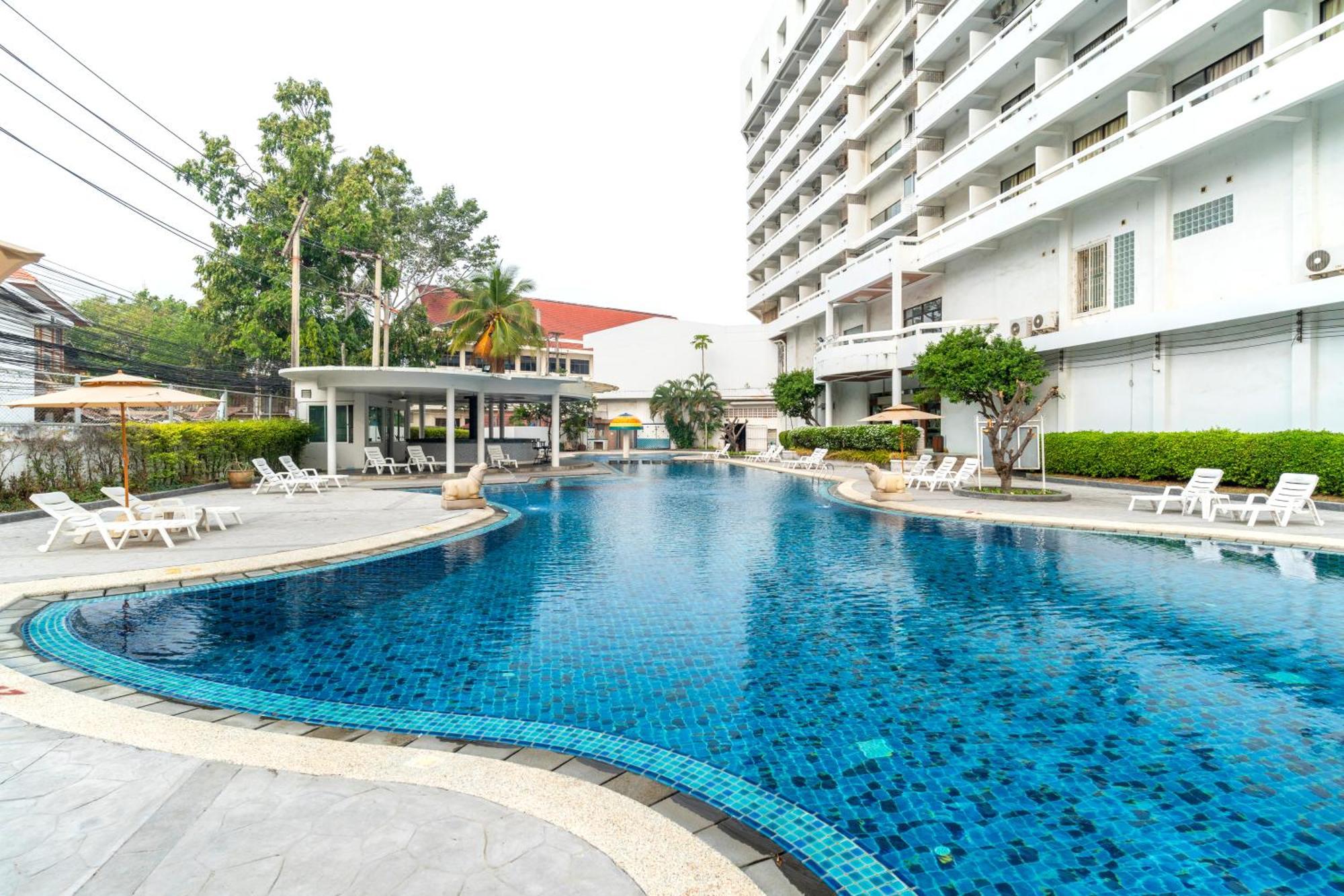 Welcome Plaza Hotel Паттая Екстер'єр фото