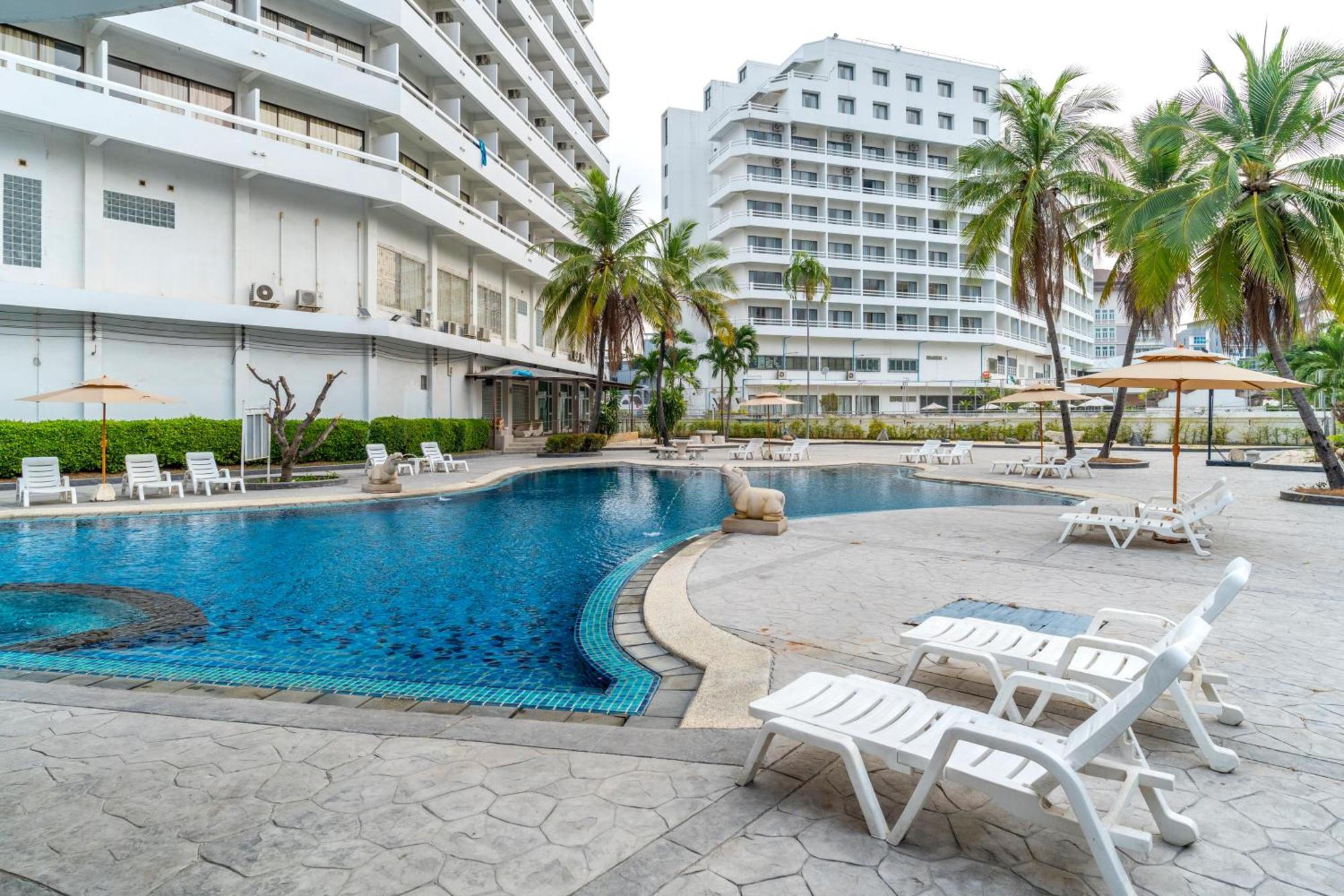 Welcome Plaza Hotel Паттая Екстер'єр фото