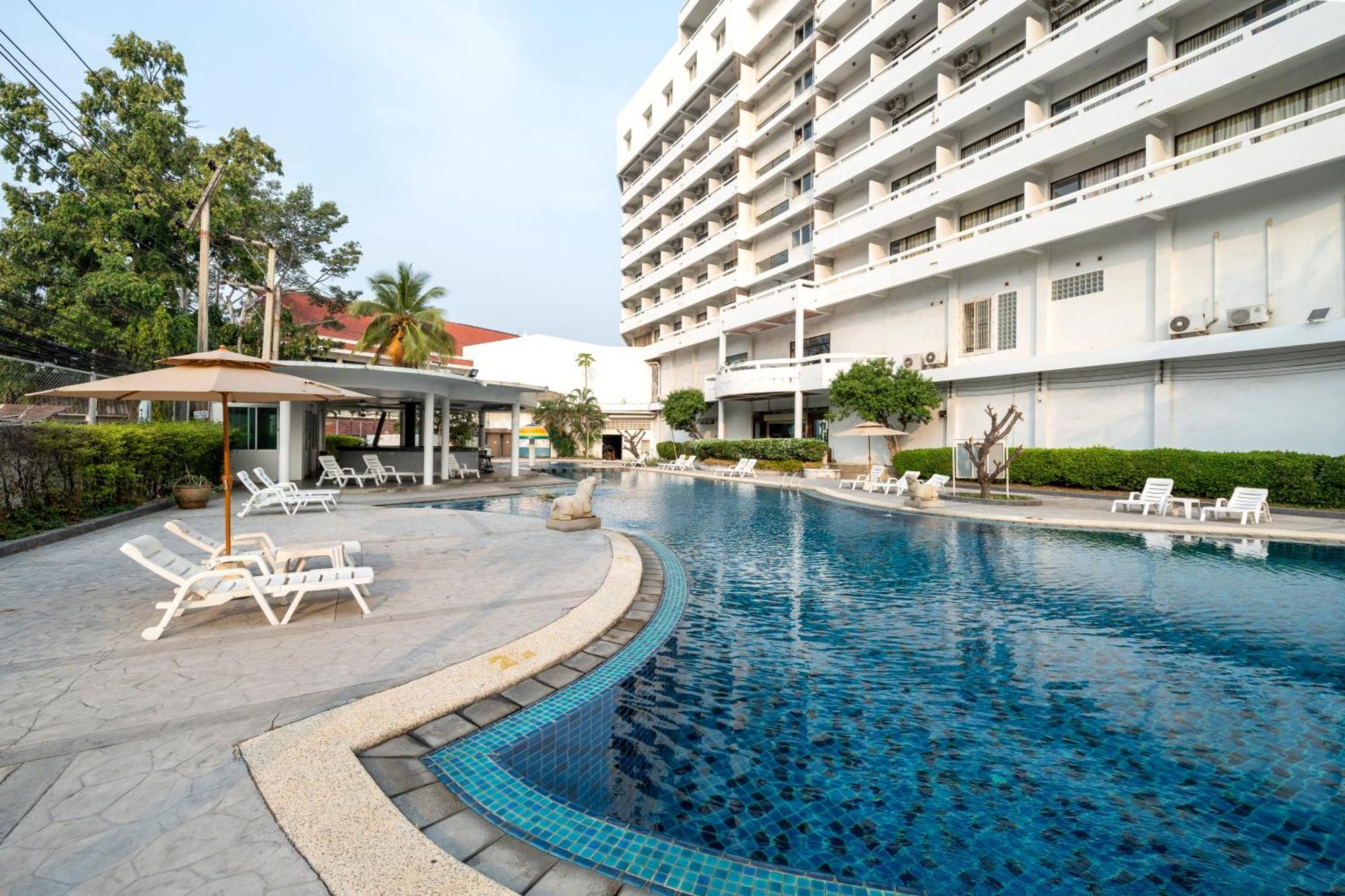 Welcome Plaza Hotel Паттая Екстер'єр фото