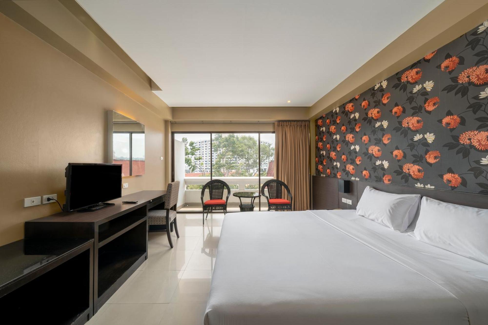 Welcome Plaza Hotel Паттая Екстер'єр фото