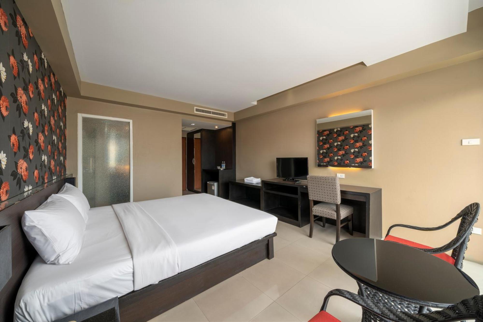 Welcome Plaza Hotel Паттая Екстер'єр фото