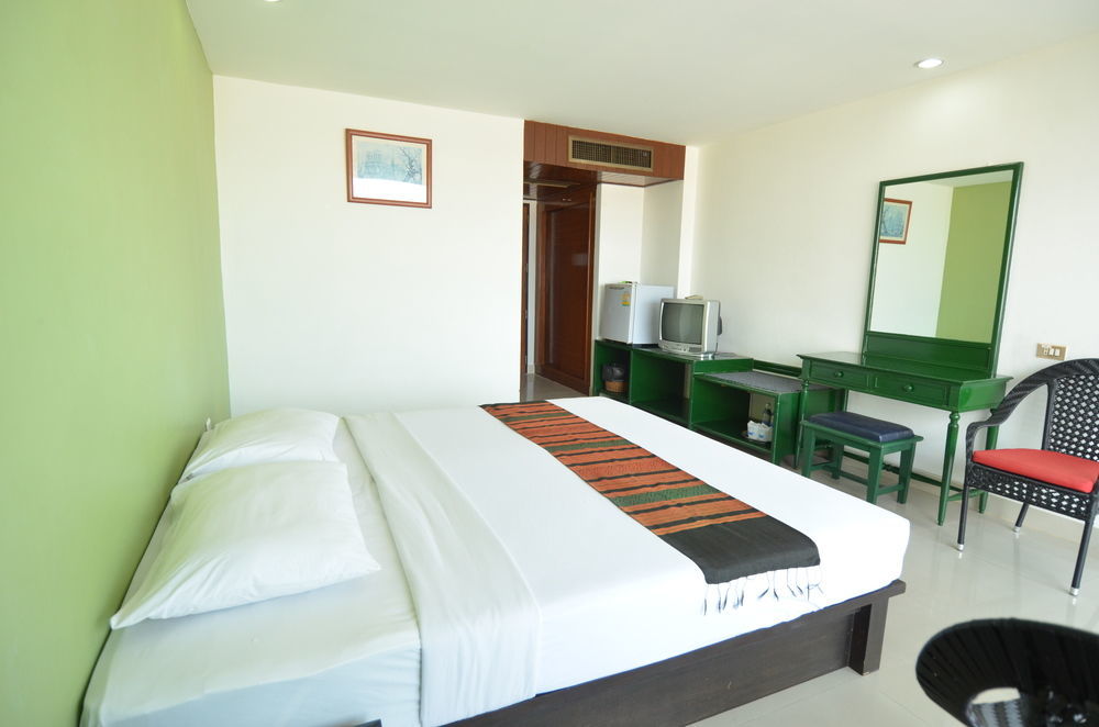 Welcome Plaza Hotel Паттая Екстер'єр фото