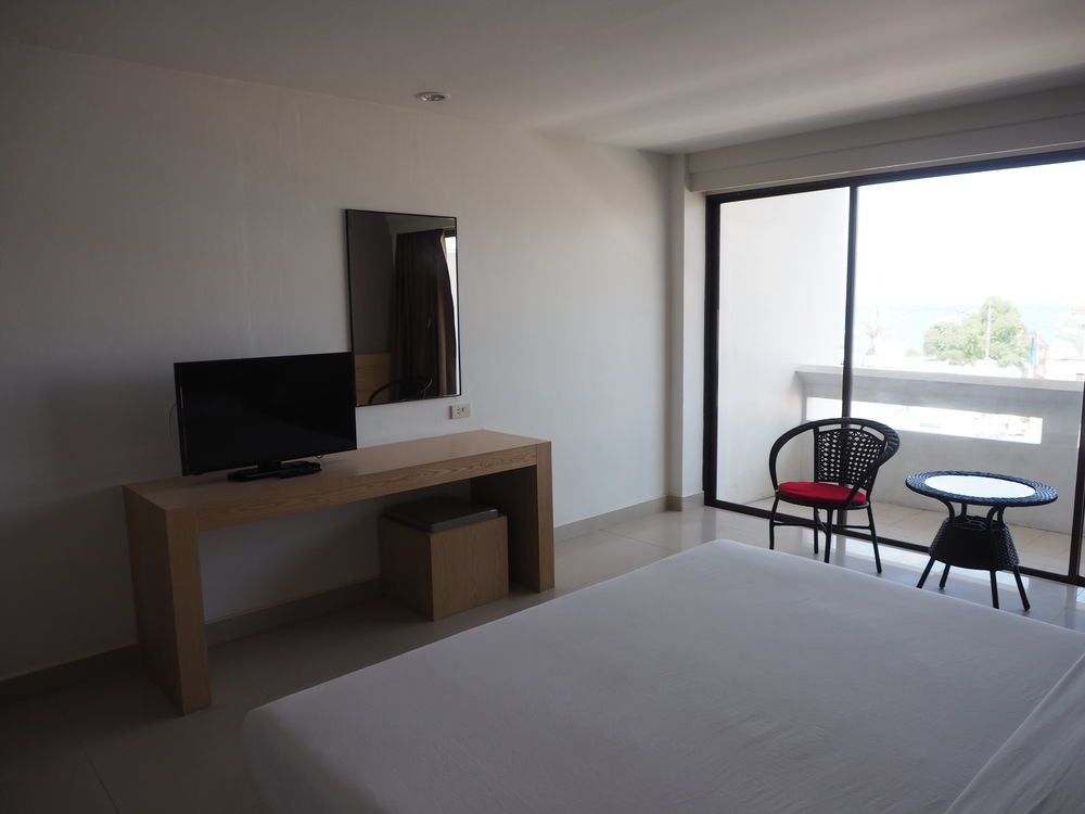 Welcome Plaza Hotel Паттая Екстер'єр фото