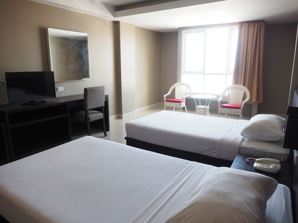 Welcome Plaza Hotel Паттая Екстер'єр фото