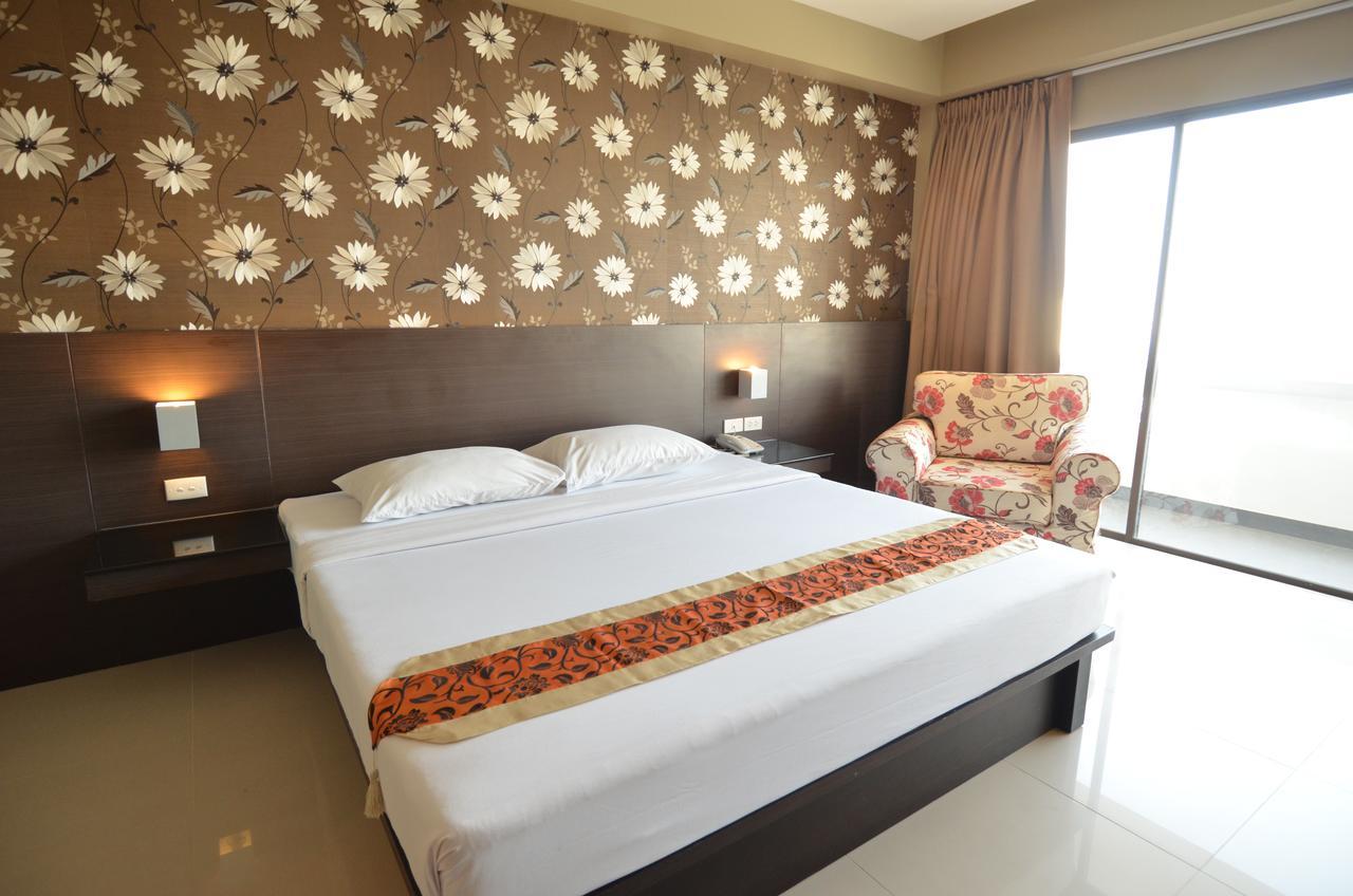 Welcome Plaza Hotel Паттая Екстер'єр фото