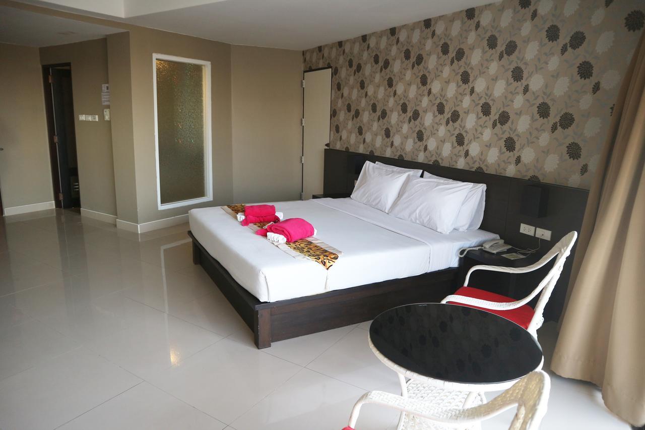 Welcome Plaza Hotel Паттая Екстер'єр фото